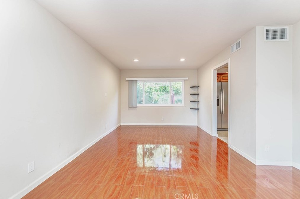 6147 James Alan St, Cypress CA  90630-3929 exterior