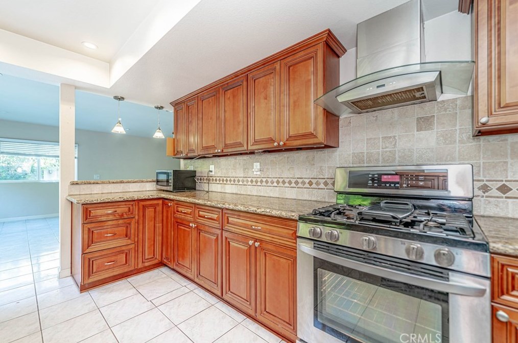 6147 James Alan St, Cypress CA  90630-3929 exterior