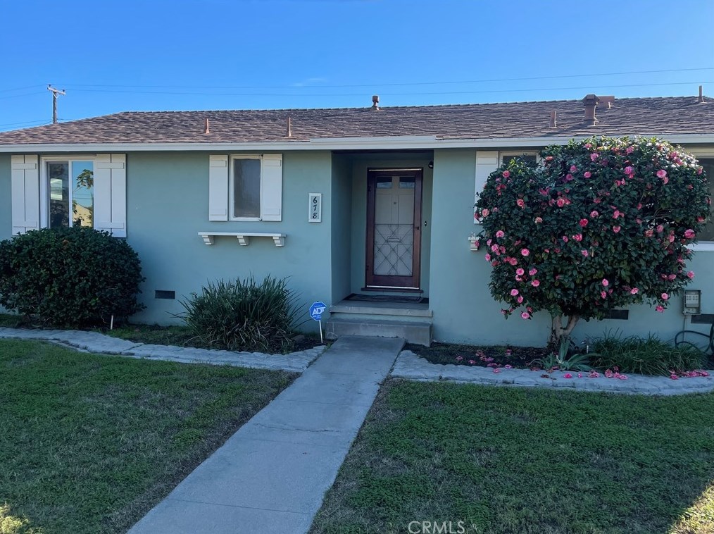 678 W Maxzim Ave, Fullerton, CA 92832