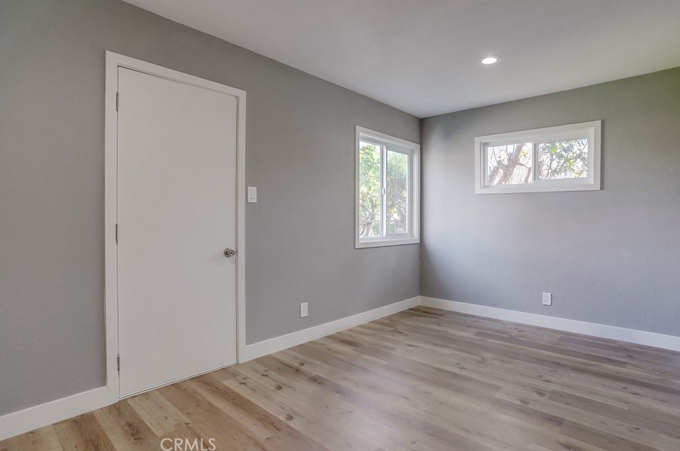 215 127th St, Los Angeles CA  90061-2714 exterior