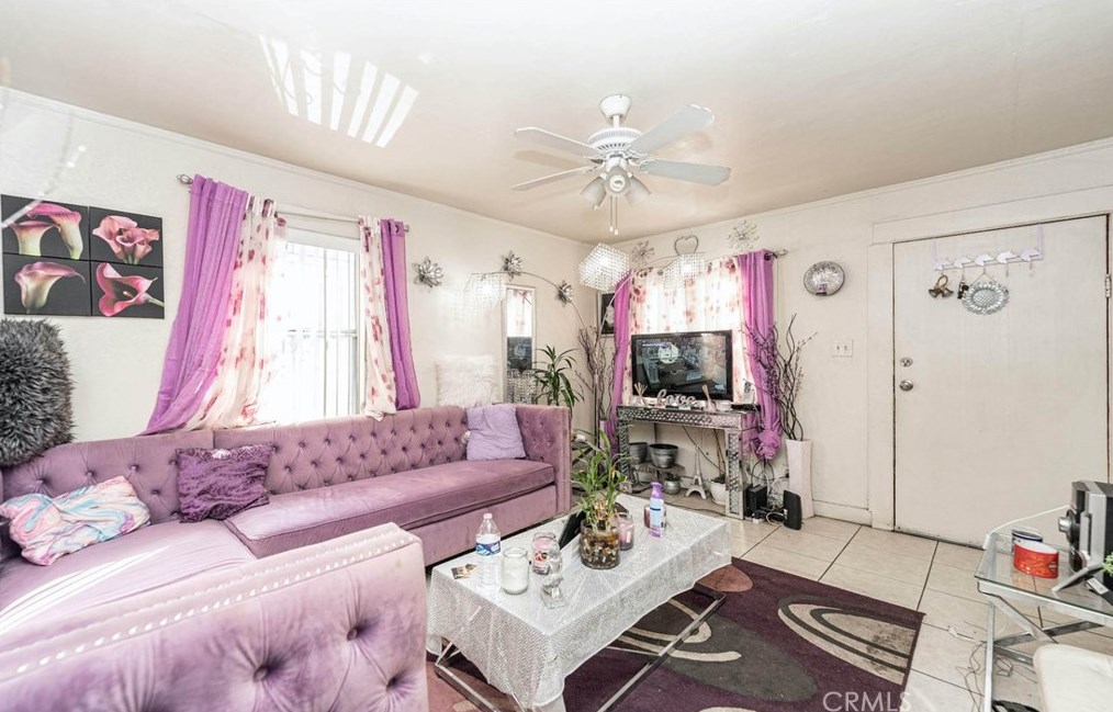 143 84th St, Los Angeles, CA 90003-2911