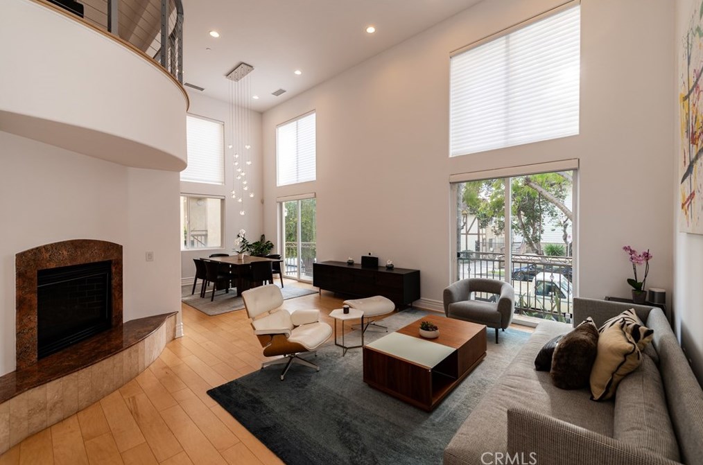 1732 Stoner Ave, Los Angeles CA  90025-7357 exterior