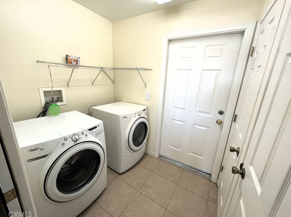 7007 Alpine Ave, Twntynine Plm CA  92277-2903 exterior