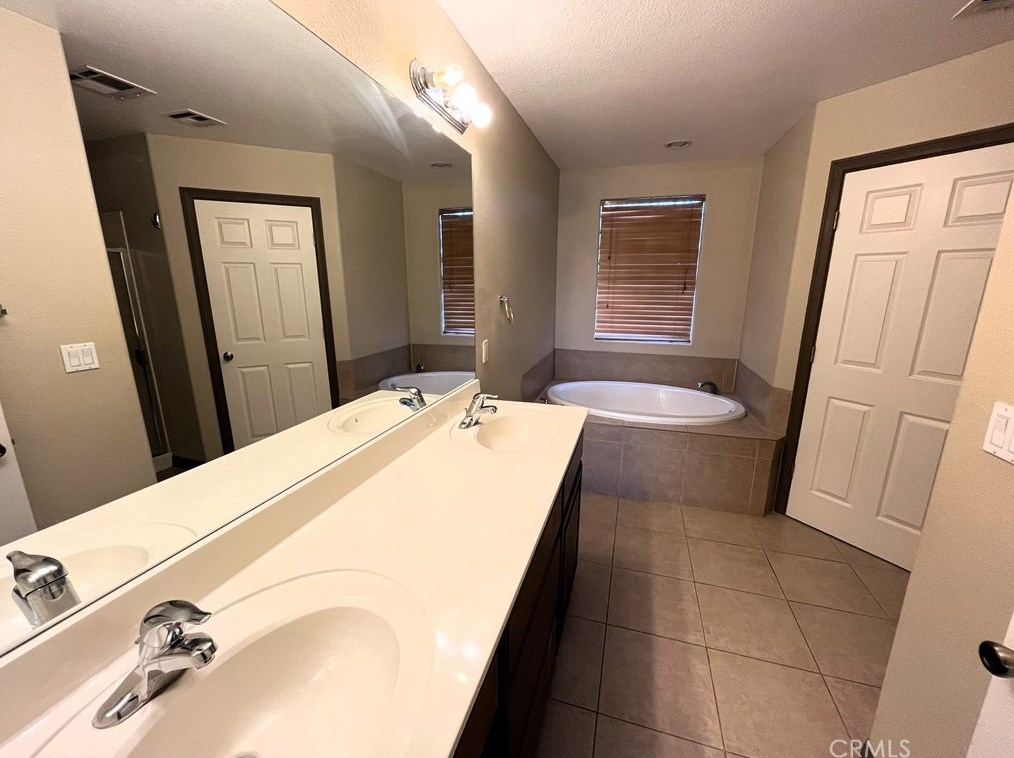 7007 Alpine Ave, Twntynine Plm CA  92277-2903 exterior