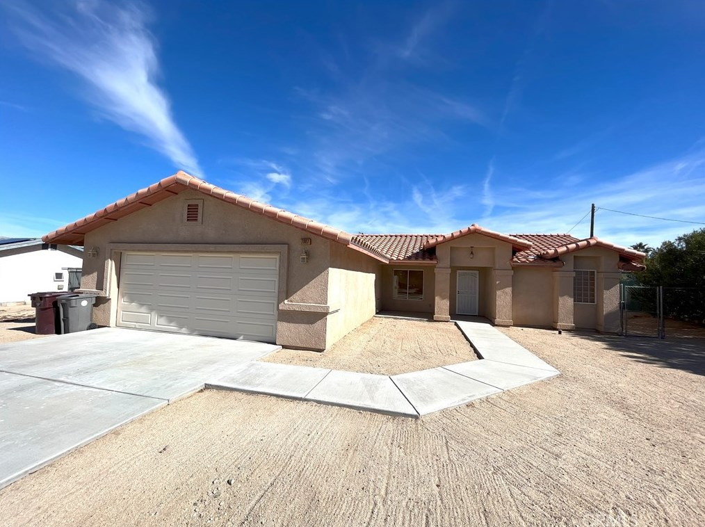 7007 Alpine Ave, Twntynine Plm, CA 92277