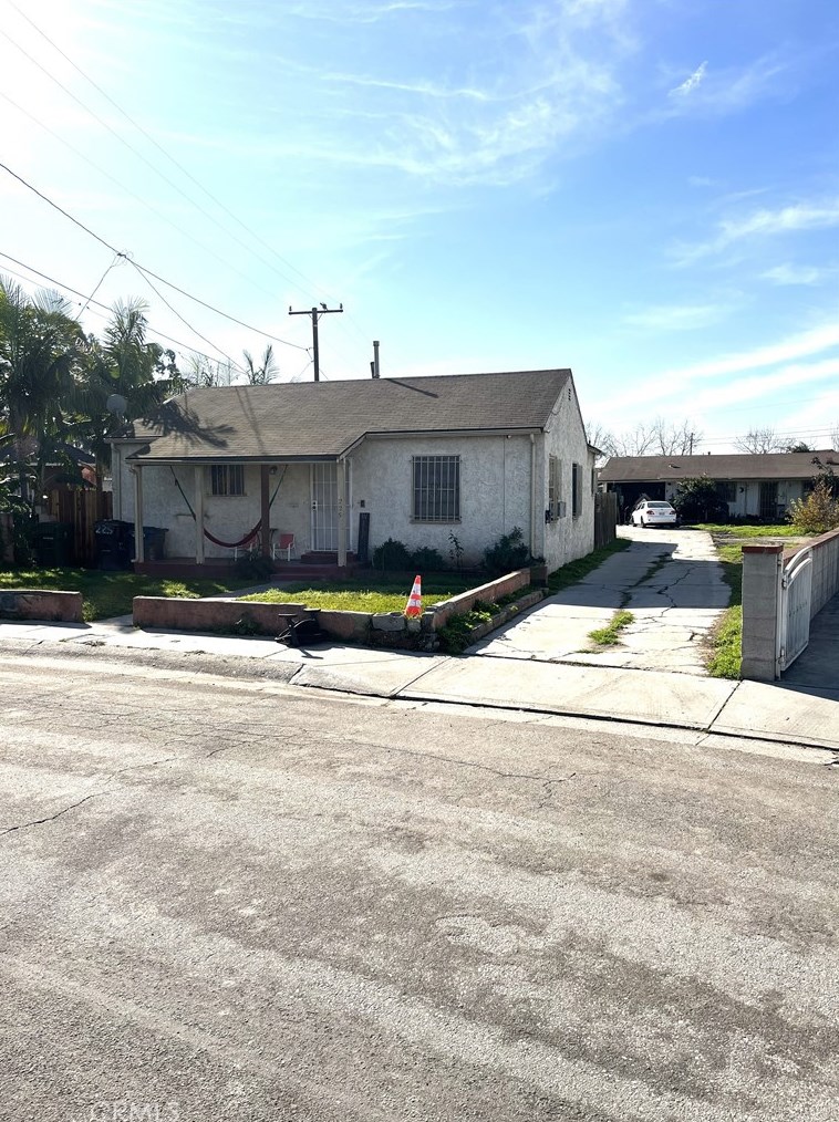 225 S Matthisen Ave, Compton, CA 90220