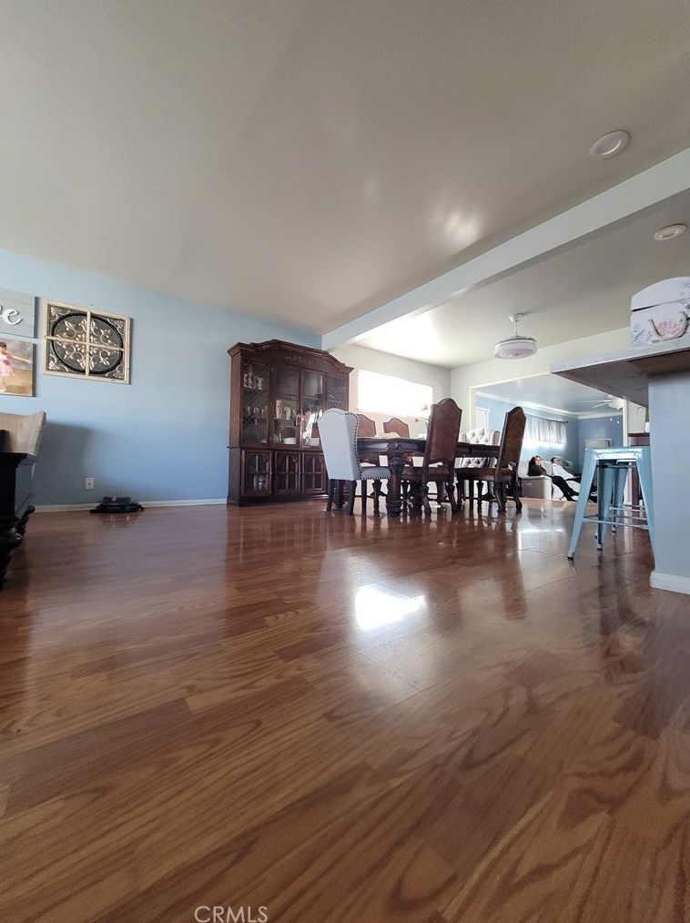 43865 Fig Ave, Lancaster CA  93534-5050 exterior