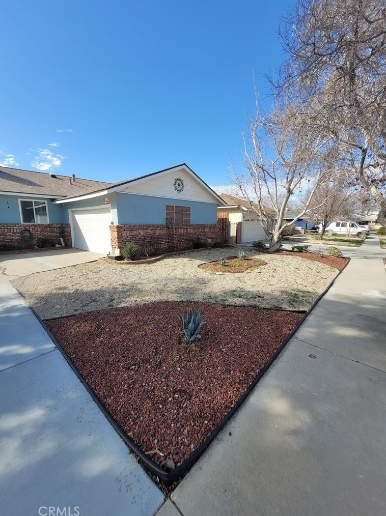 43865 Fig Ave, Lancaster, CA 93534