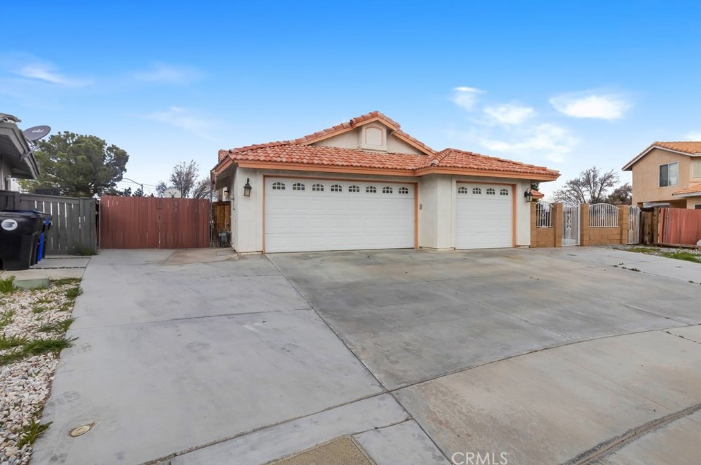 14530 Corral St, Victorville, CA 92394