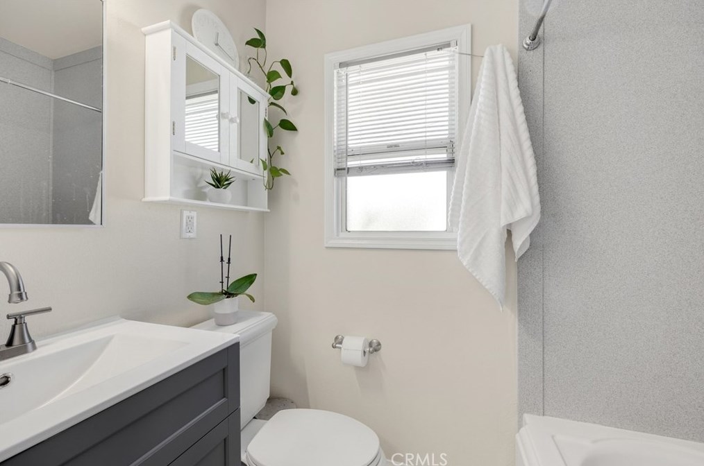 794 Shirley Dr, Orange CA  92867-7119 exterior