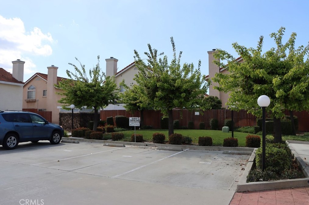 17033 Clark Ave, Bellflower CA  90706-5721 exterior