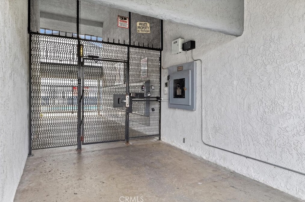 2890 E Artesia Blvd #43, Long Beach, CA 90805