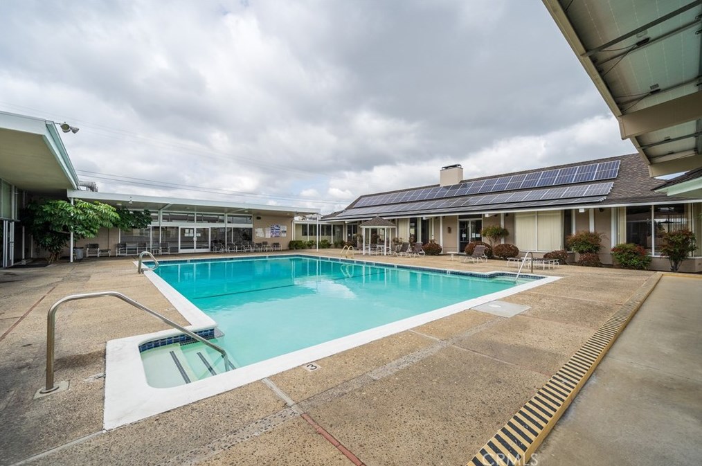 56 Maple Via, Anaheim CA  92801-1035 exterior