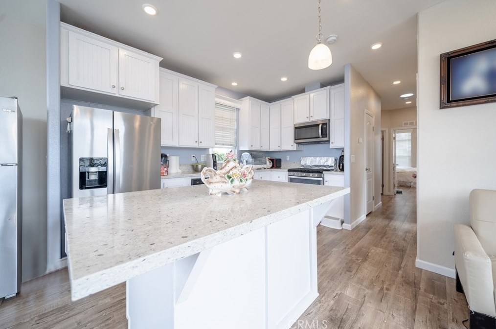 56 Maple Via, Anaheim CA  92801-1035 exterior