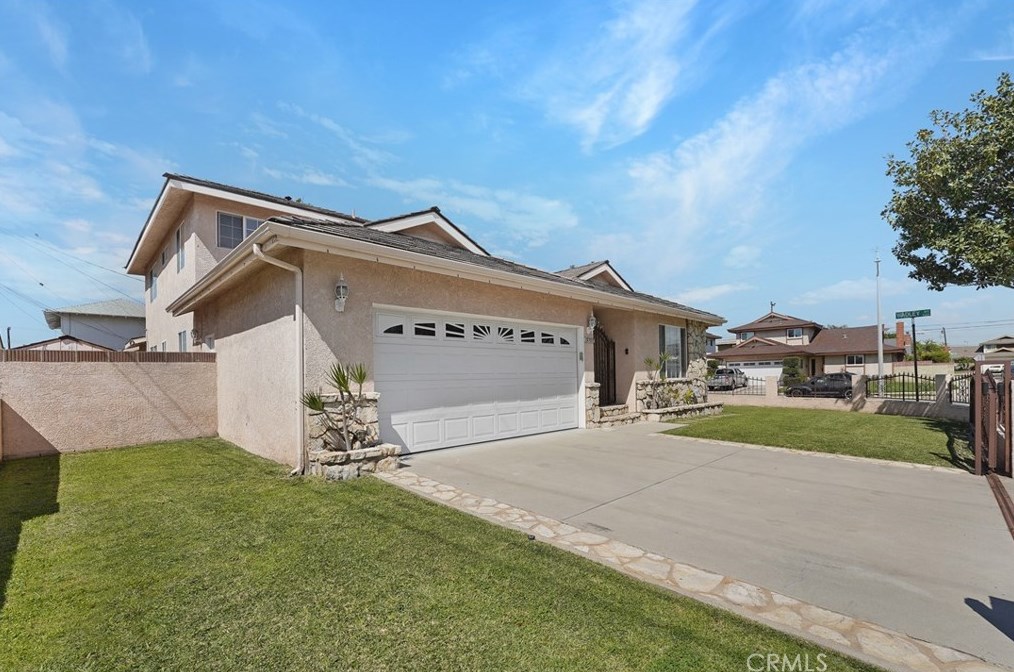 19705 Leapwood Ave, Long Beach, CA 90746-2348