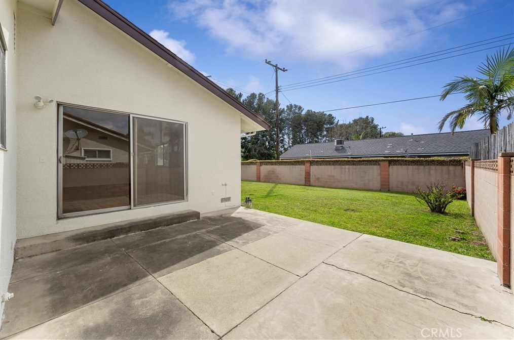 2456 Beechwood St, Orange CA  92865-2713 exterior