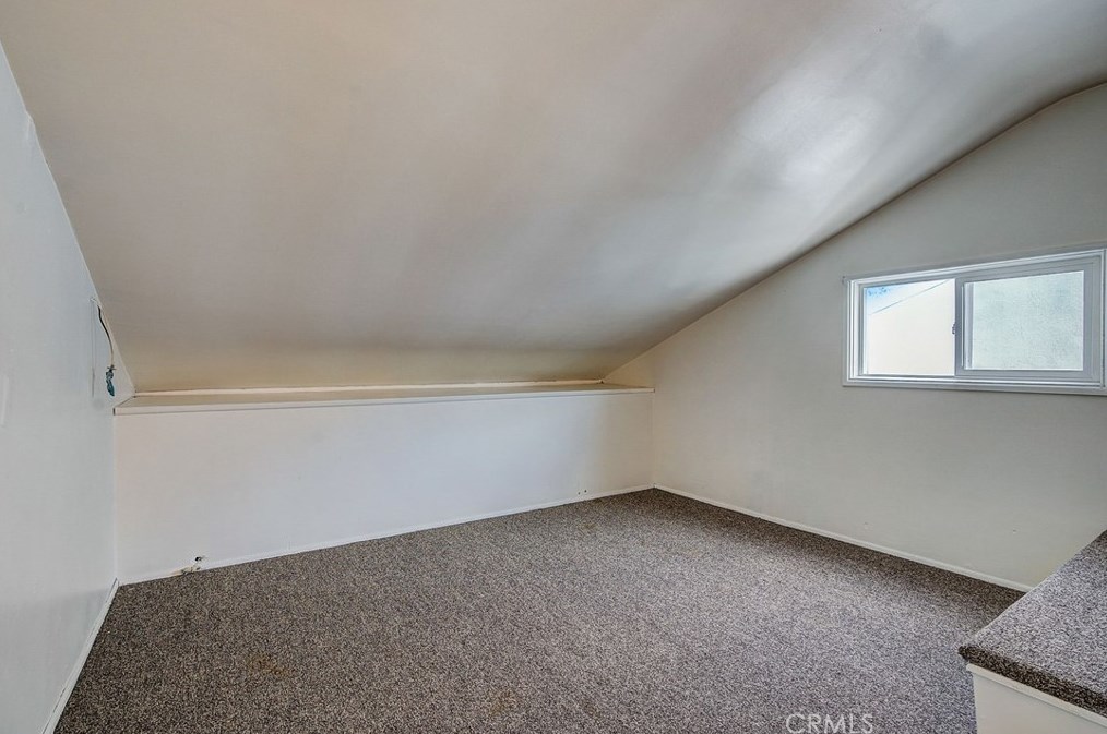 5032 Premiere Ave, Lakewood CA  90712-2712 exterior