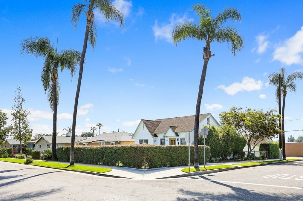 324 Greenwood Ave, La Habra, CA 90631-3836