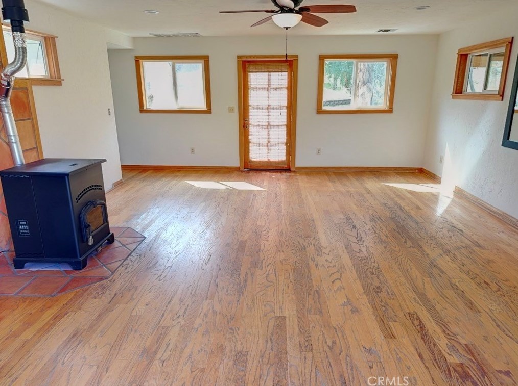35255 Red Rover Mine Rd, Acton CA  93510-1173 exterior