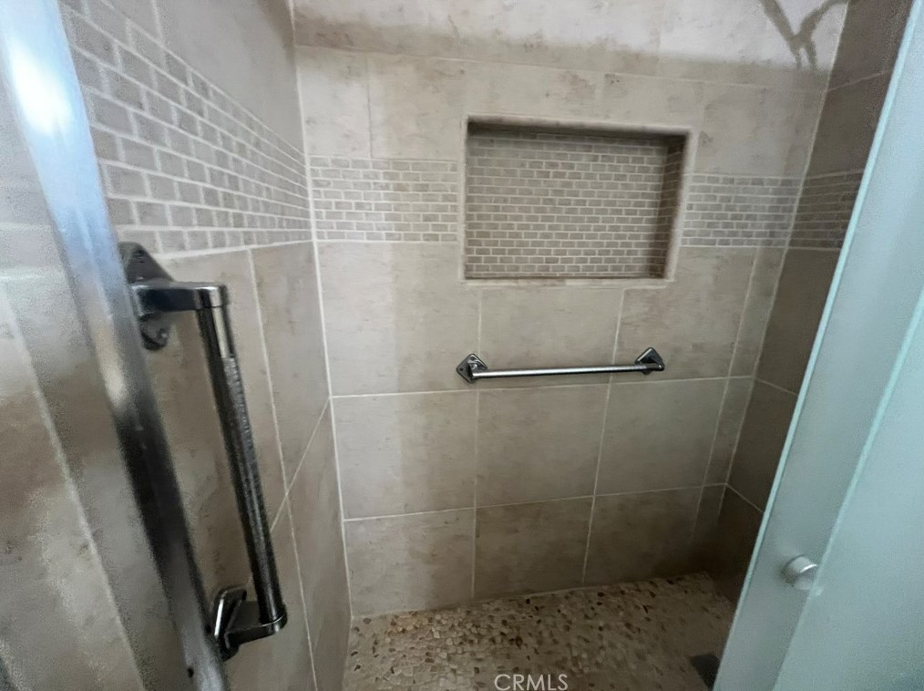 9908 Cedar St, Bellflower CA 90706-6910 exterior