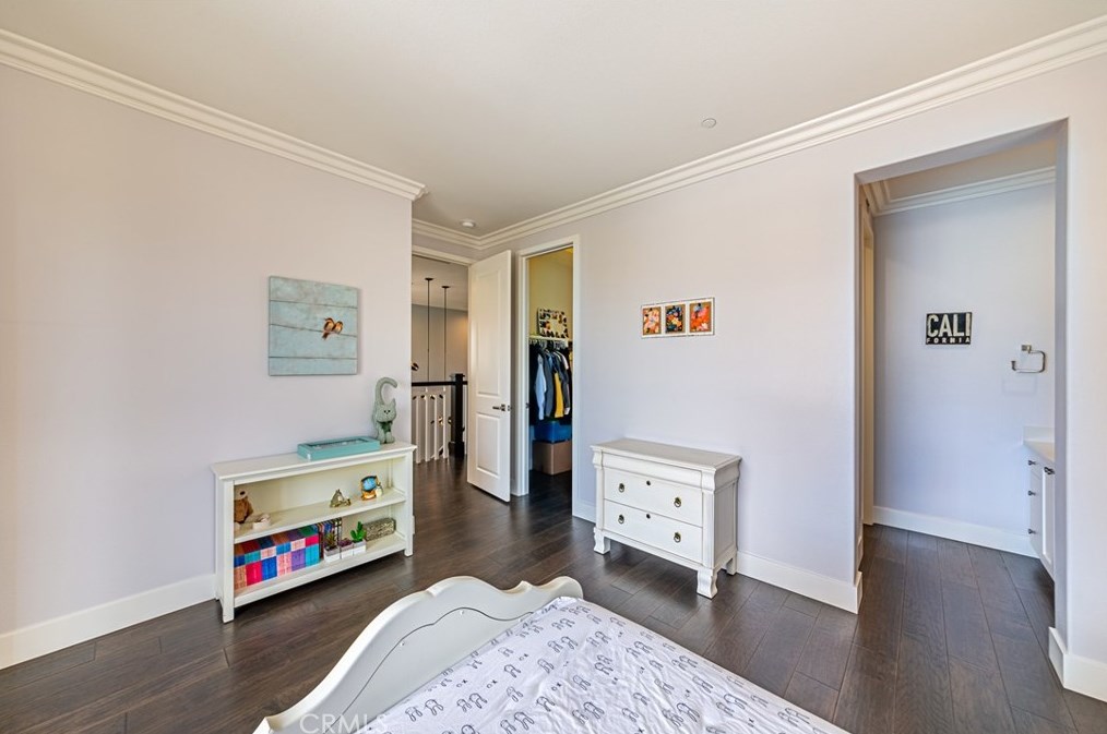 66 Gainsboro, Irvine CA  92620-2187 exterior