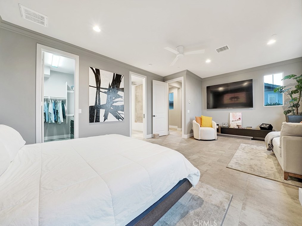 18646 Clubhouse Dr, Yorba Linda CA  92886-7057 exterior