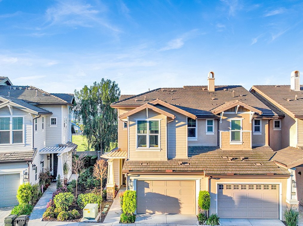 18646 Clubhouse Dr, Yorba Linda CA  92886-7057 exterior