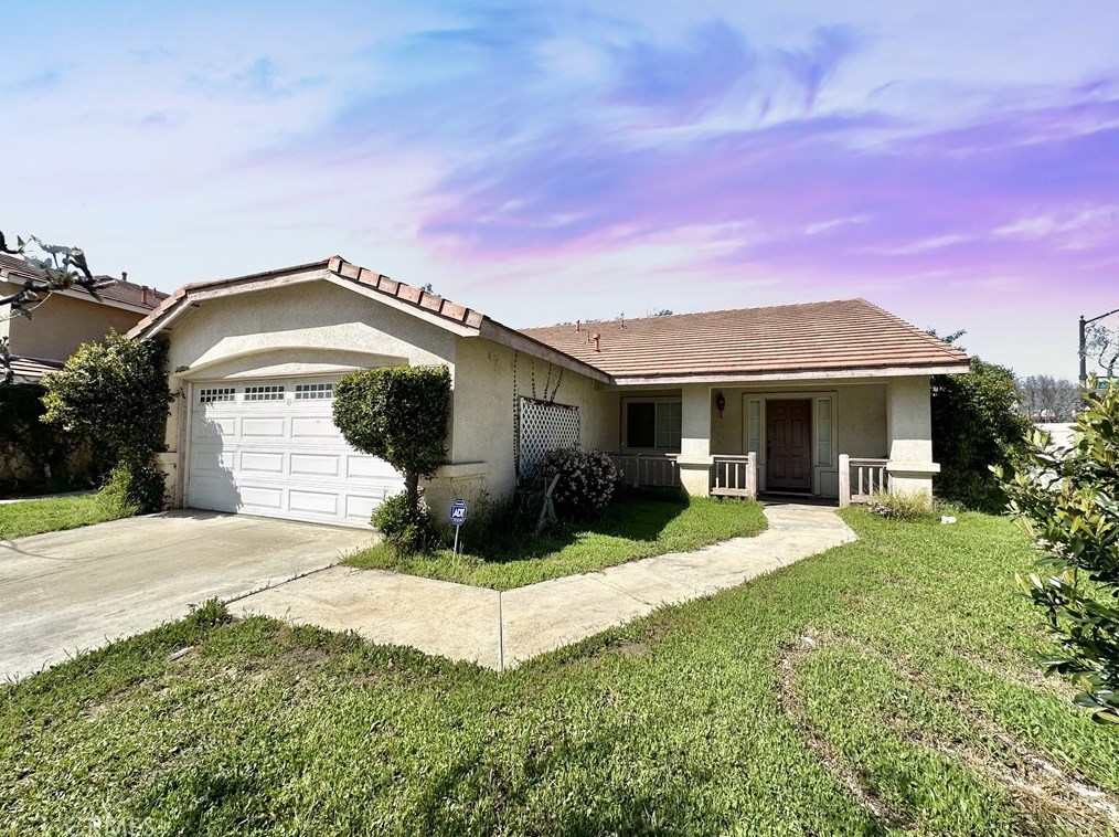 16680 Windcrest Dr, Fontana, CA 92337