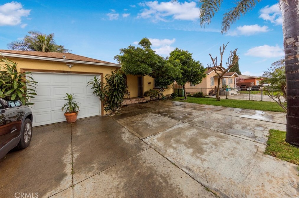 520 W Cressey St, Compton, CA 90222