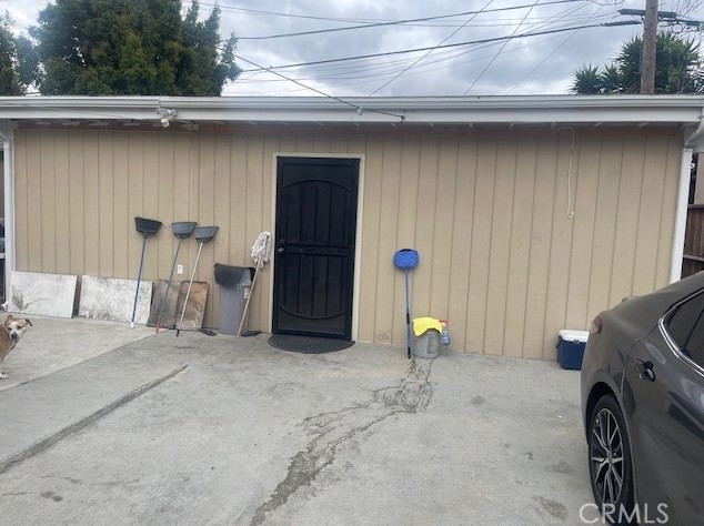 906 50 St, Los Angeles CA  90011-4109 exterior