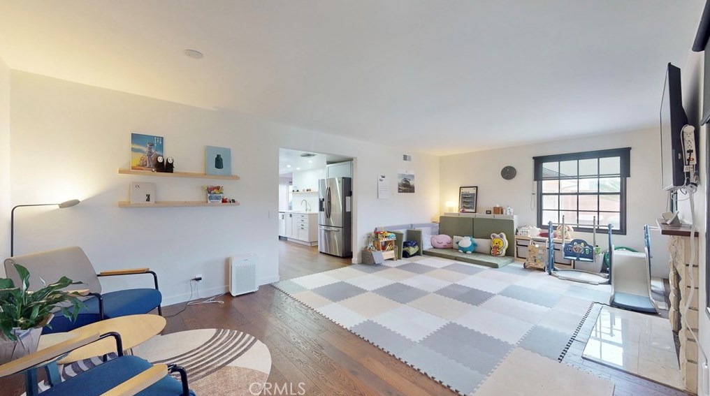 12081 Hackamore Rd, Garden Grove, CA 92840