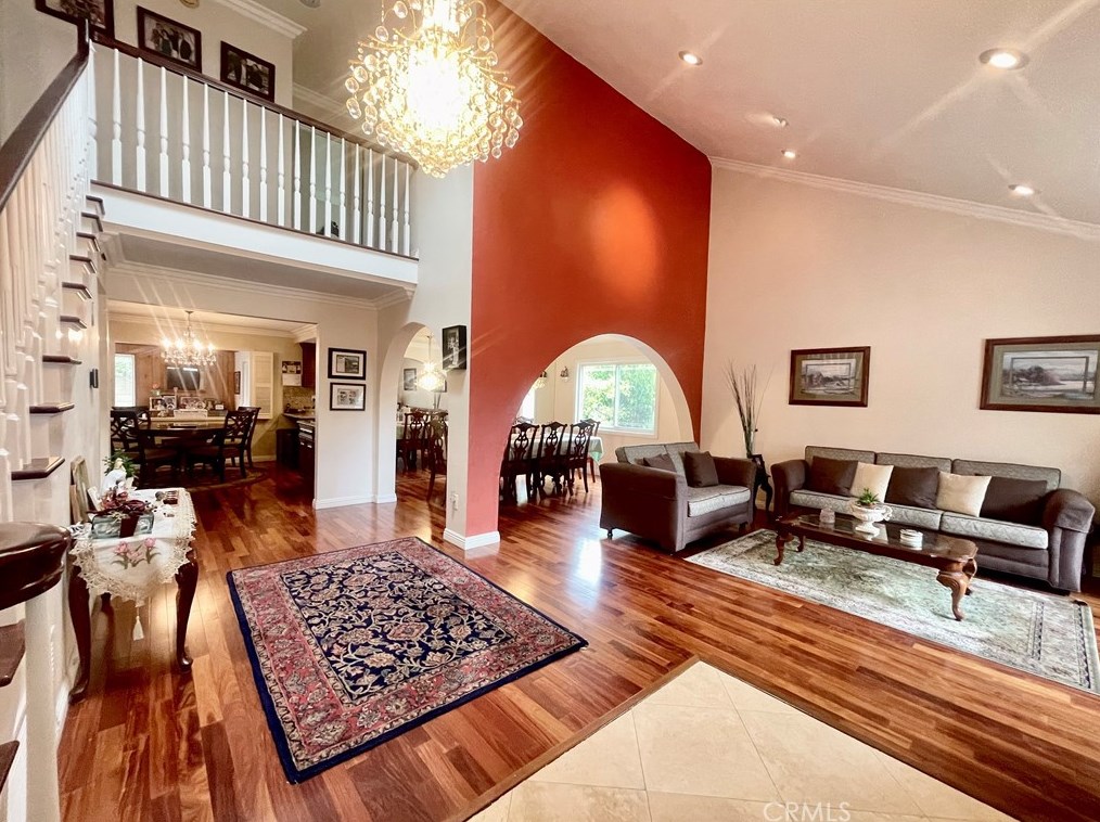17202 Moonglow Cir, Artesia, CA 90703-8319