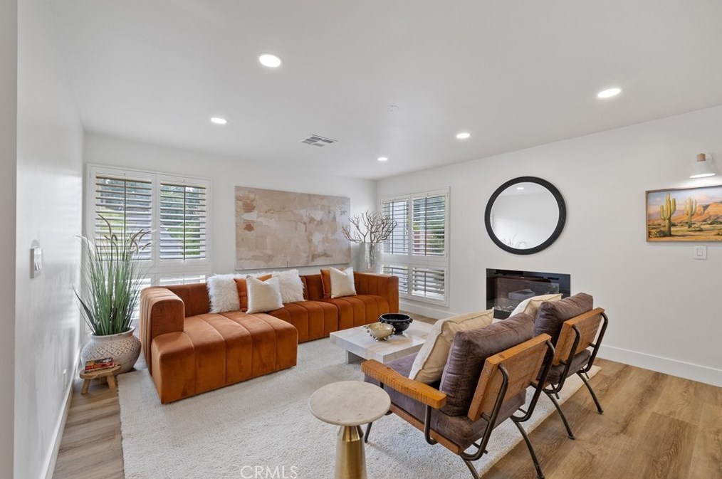 1025 Verona Dr, Fullerton CA  92835-3340 exterior