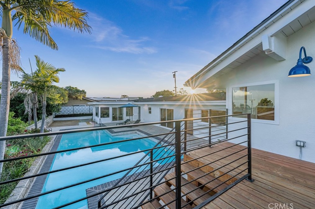 1611 Raymond Ave, Fullerton CA 92831-3820 exterior