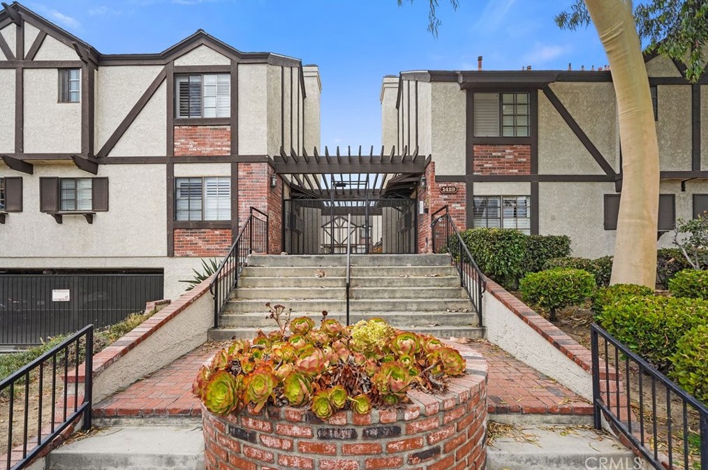 1419 179th St, Gardena CA  90248-3767 exterior
