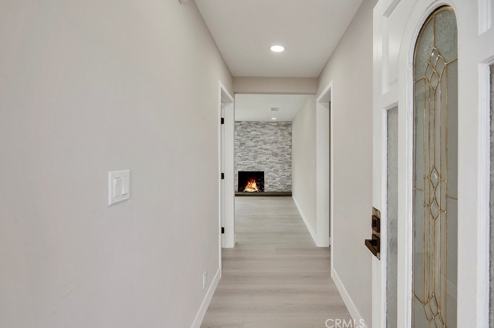 6733 Via Arroyo Dr, Buena Park CA  90620-4112 exterior