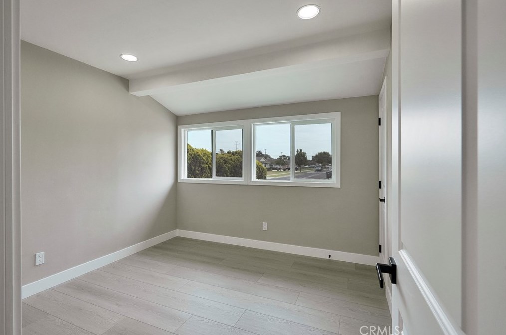 6733 Via Arroyo Dr, Buena Park CA  90620-4112 exterior