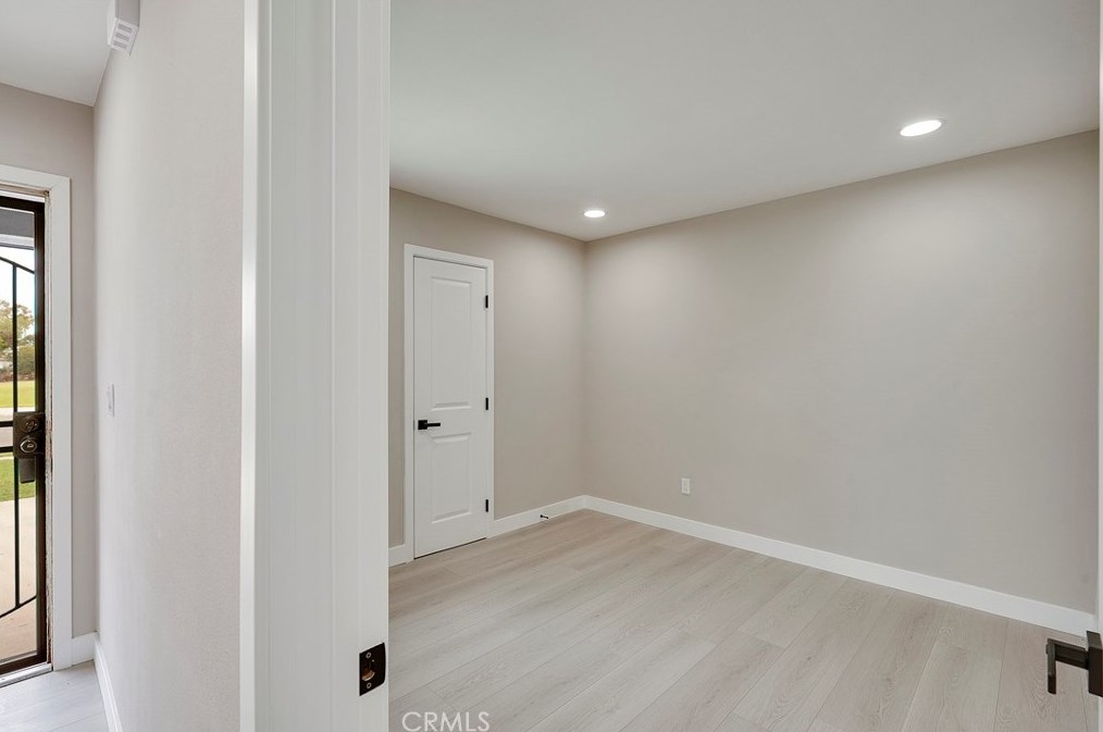 6733 Via Arroyo Dr, Buena Park CA  90620-4112 exterior