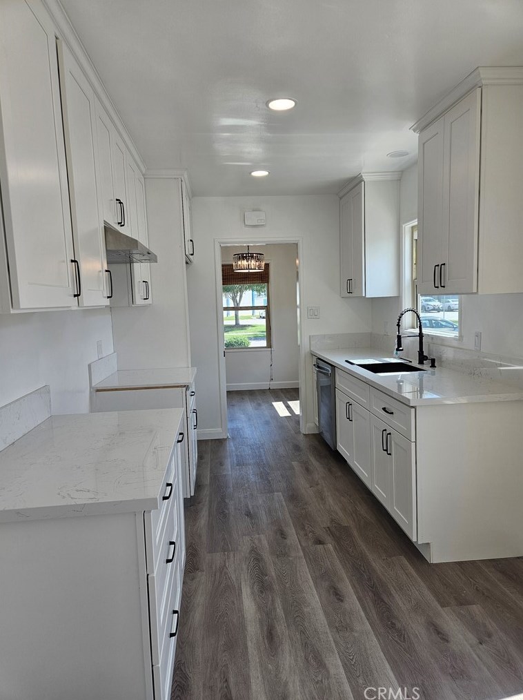 9667 Arthurdale St, Bellflower CA 90706-2363 exterior