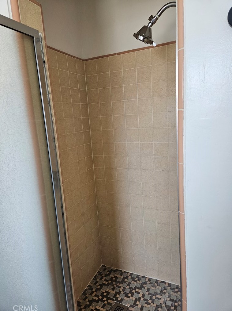 9667 Arthurdale St, Bellflower CA 90706-2363 exterior