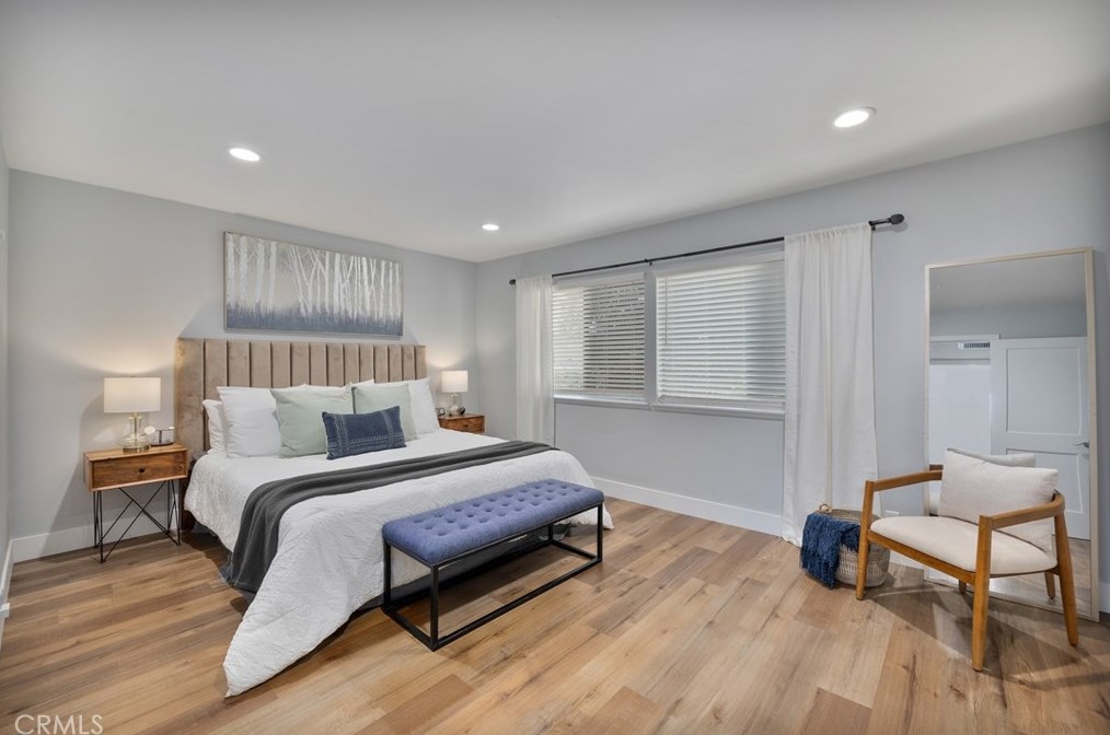 4721 Larwin Ave, Cypress CA  90630-3512 exterior