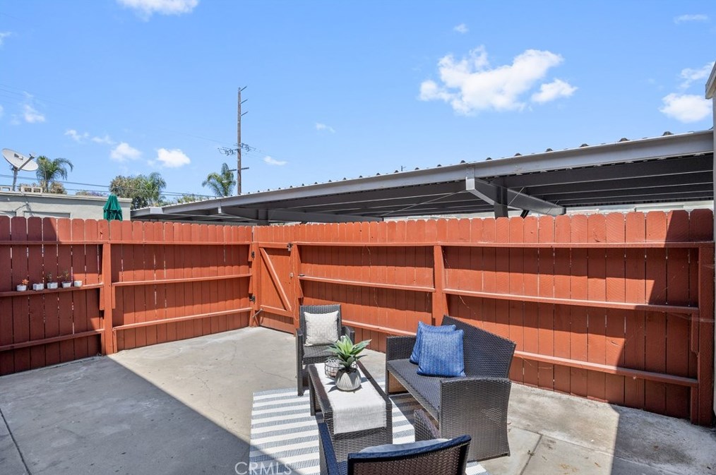 4721 Larwin Ave, Cypress CA  90630-3512 exterior