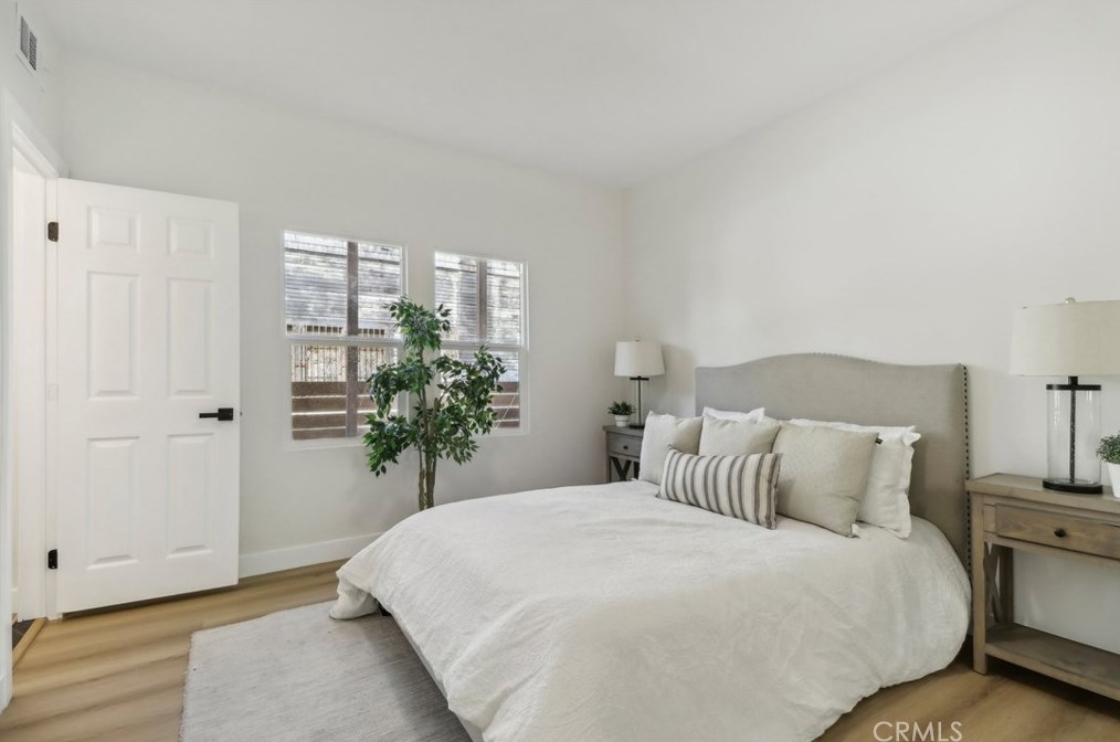 1226 Vernon Ave, Los Angeles CA  90011-3721 exterior