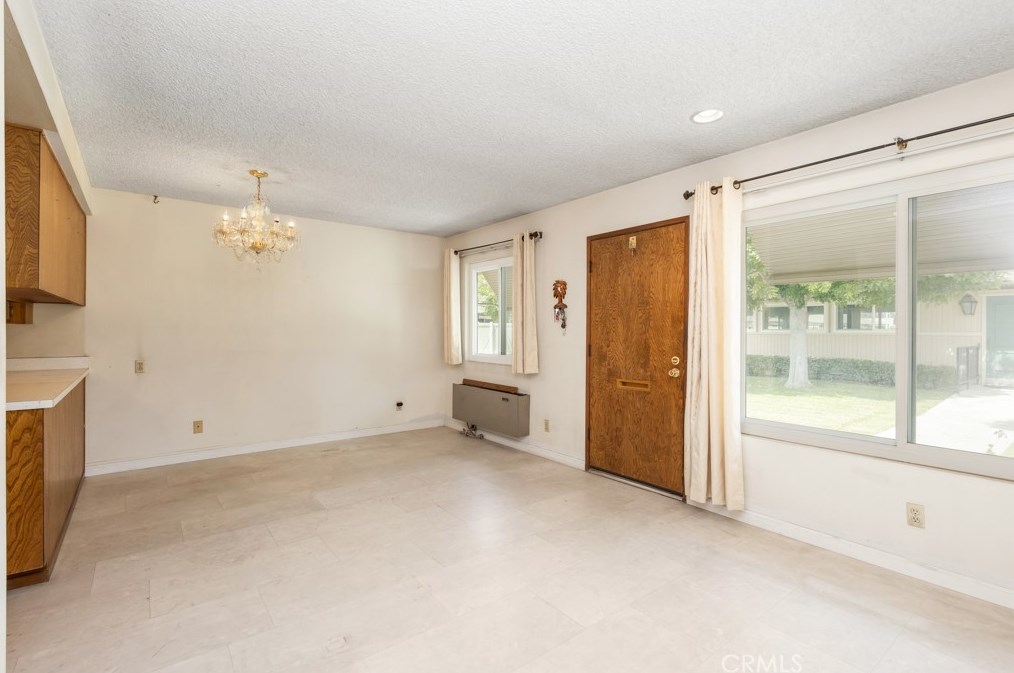 9908 Cedar St, Bellflower CA 90706-6910 exterior