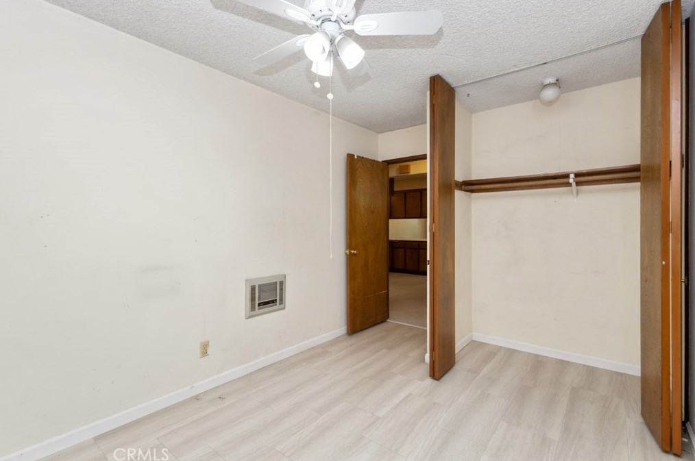 9908 Cedar St, Bellflower CA 90706-6910 exterior