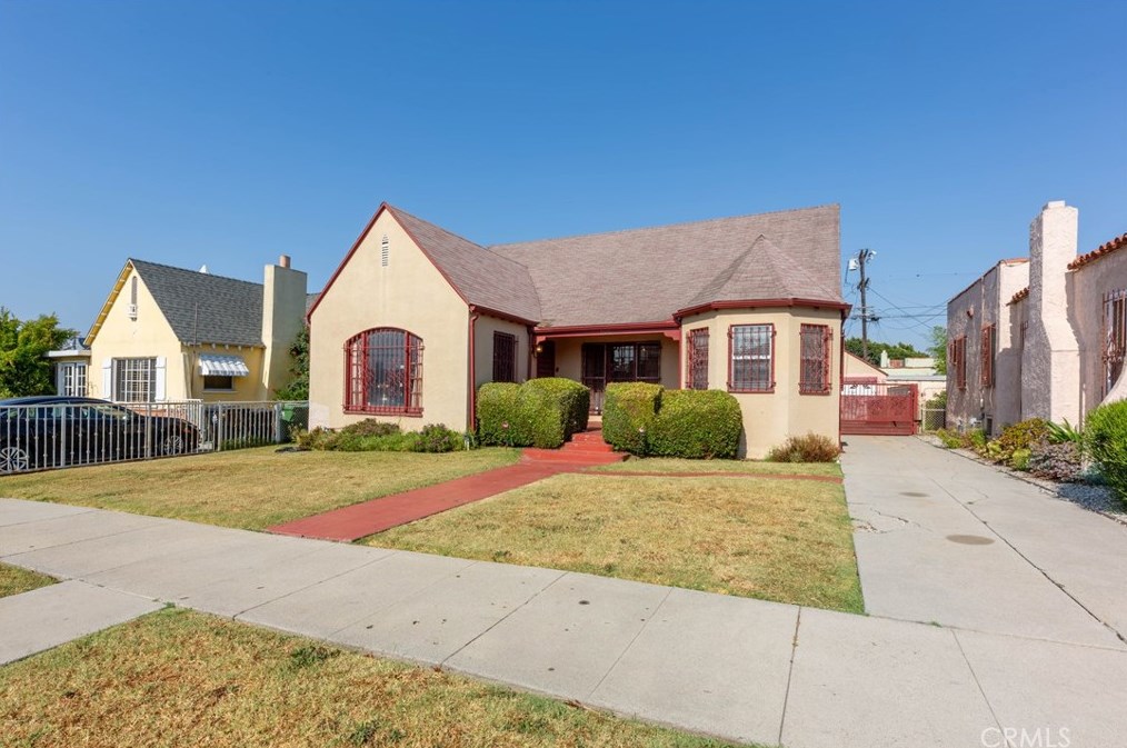 7028 2nd Ave, Los Angeles, CA 90043-5114