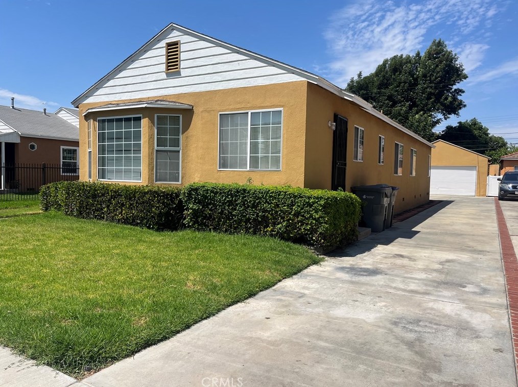 3933 Fernwood Ave, Lynwood, CA 90262