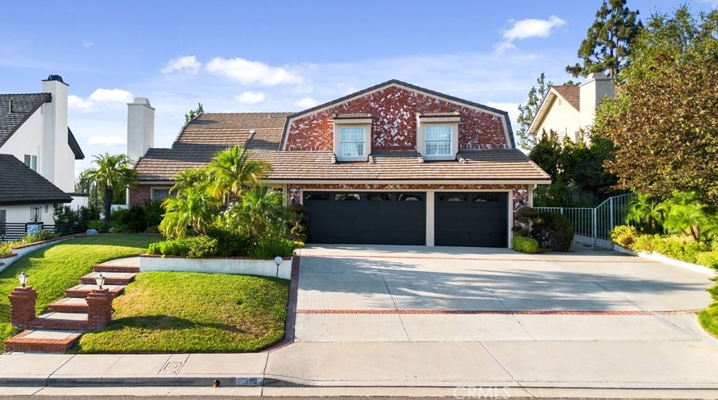 780 Goldfinch Way, Anaheim, CA 92807-4420
