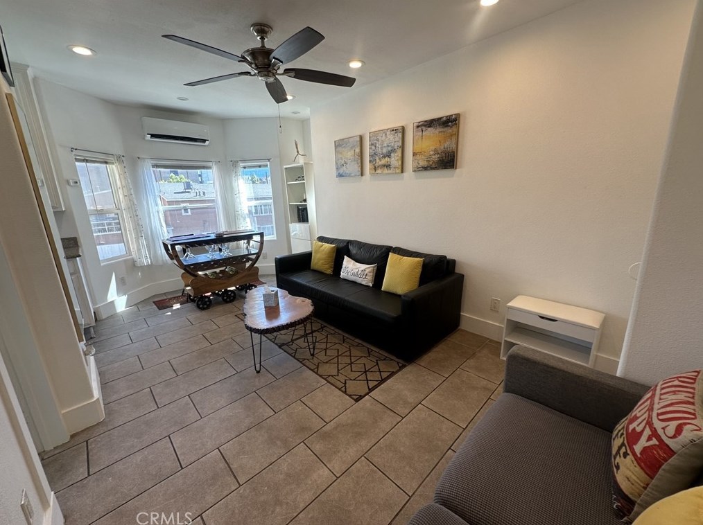 354 Chestnut Ave #33, Long Beach, CA 90802