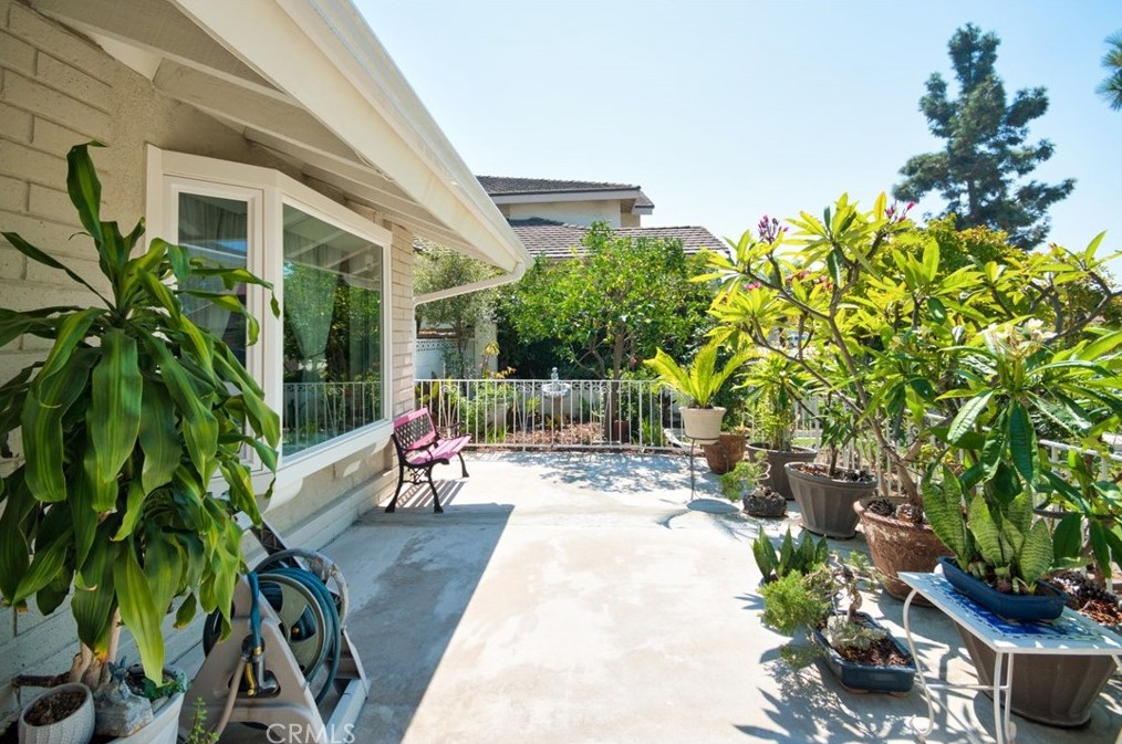 7862 Squaw Valley Way, Artesia, CA 90703